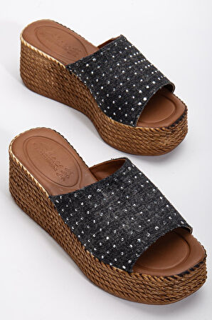 Suins Serry Model Taş Aksesuarlı Terlik