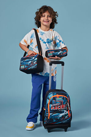 Coral High Kids Siyah Nefti Yarış Arabası Desenli Üç Bölmeli Çekçekli 3'lü Çanta Seti SET0123965