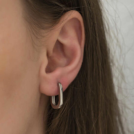 Gümüş Taşsız J Kadın Küpe