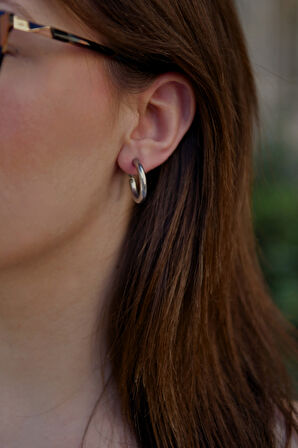 Yaylı Halka Model Çiftli Kadın Çelik Küpe