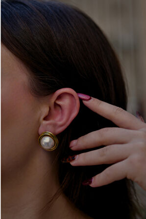 İnci Taşlı Sarmal Düğme Çiftli Kadın Çelik Küpe