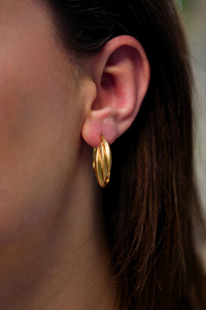 Desenli Oturtmalı Sarmal Model Çiftli Kadın Çelik Halka Küpe