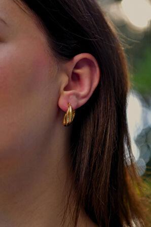 Katmanlı Oturtmalı Çiftli Kadın Çelik Halka Küpe