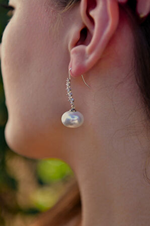 Zirkon Taşlı İncili Sallantılı Kadın Çelik görünümlü Xp Küpe