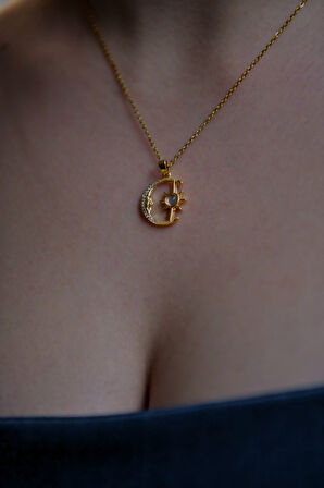 Ay İçinde Kutup Yıldızı Model Kadın Çelik Kolye