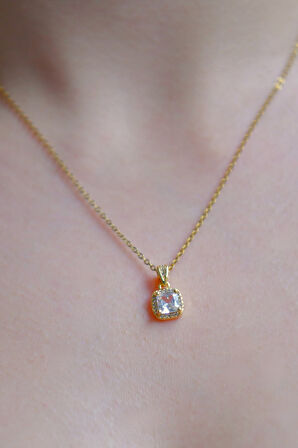 Etrafı Zirkon Ortası Baget Taşlı Kadın Çelik Kolye