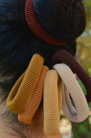 Kahve Tonlarda 6'lı Lastik Toka