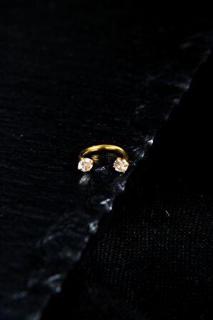 İki Ucu Yuvarlak İçine Giren Taşlı Hem Tragus Hem Kıkırdak Piercing