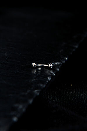 İki Ucu Toplu Yuvarlak Kaş Piercing