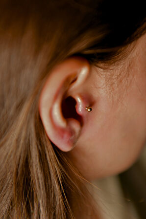 Biri Ucu Düz Bir Ucu Toplu Dudak Piercing 6mm