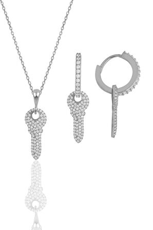 Gümüş rodyumlu zirkon taşlı anahtar kolye ve küpe ikili set