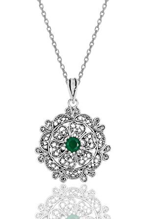 Gümüş kök zümrüt taşlı oksitli  telkari işlemeli kolye