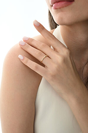 Gümüş altın yaldızlı zirkon tek taşlı topçuklu vera  yüzük 