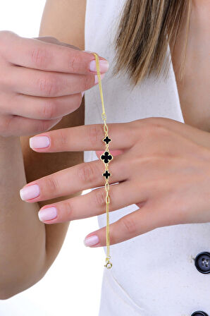 Gümüş altın yaldızlı onix taşlı ataç zincir detaylı çift zincirli yonca bileklik SGTL12929GOLD