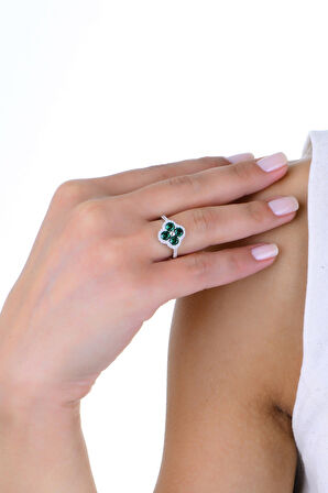 Gümüş rodyumlu yeşil zirkon taşlı trifolium yonca yüzük 