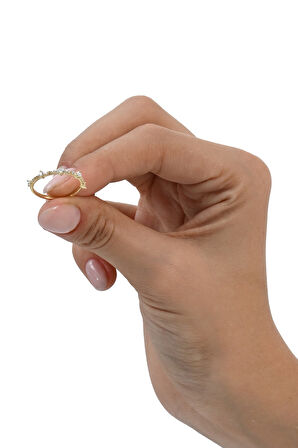 925 ayar Gümüş altın yaldızlı zirkon taşlı fine yüzük  