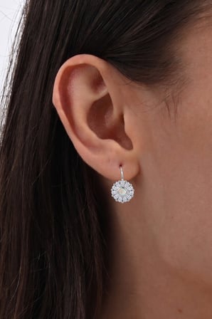 925 Ayar Gümüş Küpe Opal ve Damla Kesim Zirkon Taşlı Işıltılı Çiçek Küpe SGTL13374RODAJ