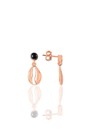 Gümüş siyah taşlı deniz kabuğu modeli küpe 