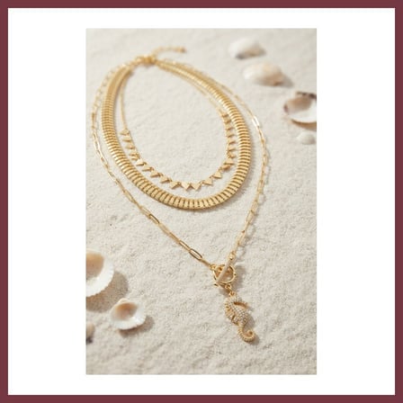 SHNSTORE Pirinç Gold Renk Deniz Atı Objeli Yılan Zincir Detaylı Kadın Kolye Kombini SHN0720