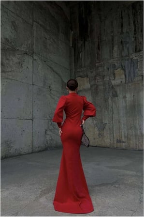 SHNSTORE Simli Dekolteli Kumaş Abiye Yaka Degaje Elbise Maxi · Renk: Kırmızı · Beden: M SHN0720