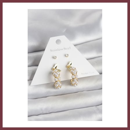 SHNSTORE Pirinç Gold Renk Kelebek Detaylı Kadın Küpe Seti SHN0720