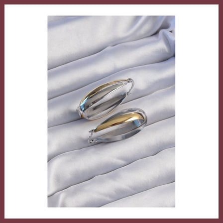 SHNSTORE Pirinç Gold Gümüş Renkli Uzun Kıvrımlı Küpe SHN0720
