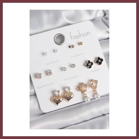 SHNSTORE Pirinç Gold Renk Zirkon Taşlı Kalp Figür Siyah Yonca Detay 7 Çift Kadın Küpe Seti SHN0720