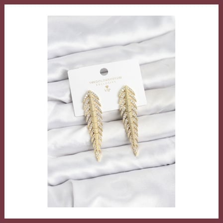 SHNSTORE Pirinç Gold Renk Balık Sırtı Model Zirkon Taşlı Kadın Küpe SHN0720