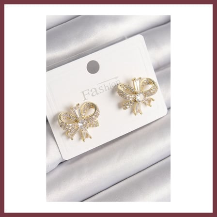 SHNSTORE Pirinç Gold Renk Zirkon Taşlı Fiyonk Model Kadın Küpe SHN0720