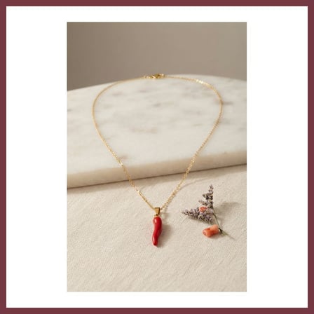 SHNSTORE 316L Çelik Gold Renk Zincir Kırmızı Kapya Biber Model Kadın Kolye SHN0720