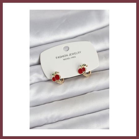 SHNSTORE Kiraz Model Gold Renk Pirinç Çocuk Küpe SHN0720