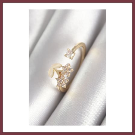 SHNSTORE Pirinç Gold Renk Zirkon Taşlı Çiçek Model Kadın Yüzük SHN0720