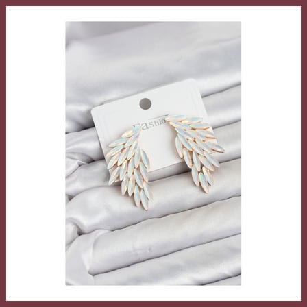 SHNSTORE Beyaz Renk Kristal Taşlı Kanat Küpe SHN0720