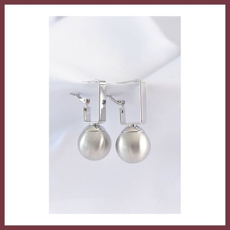 SHNSTORE Pirinç Gümüş Renk Dikdörtgen Detay Oval Küpe SHN0720