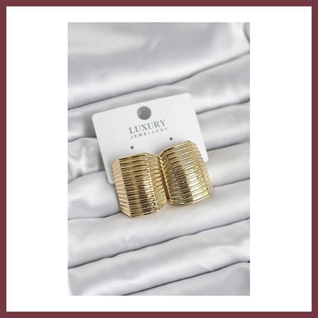 SHNSTORE Gold Renk Pirinç Vintage Esintili Statement Küpe SHN0720