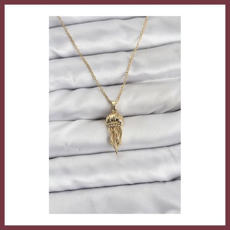SHNSTORE 316L Çelik Zincir Gold Renk Deniz Anası Model Zirkon Taşlı Kadın Kolye SHN0720