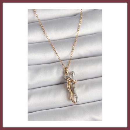 SHNSTORE 316L Çelik Gold Renk Zincir Renkli Sarılma Model Kadın Kolye SHN0720