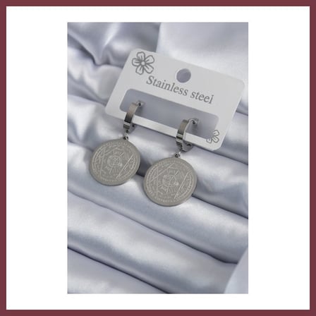 SHNSTORE 316L Çelik Gümüş Renk Pentagram Yıldızı İşleme Kadın Küpe SHN0720