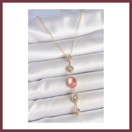 SHNSTORE Pirinç Zincir Pembe Gold Renk Zirkon Taşlı Y Kolye SHN0720