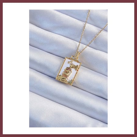 SHNSTORE 316L Çelik Zincir Gold Renk Beyaz Mineli Tarot Kolye SHN0720