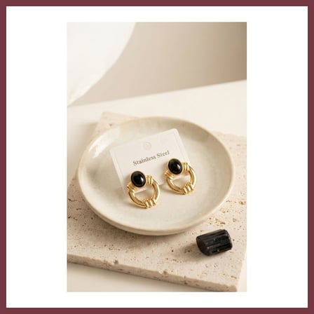 SHNSTORE 316L Çelik Gold Renk Vintage Siyah Taşlı Küpe SHN0720