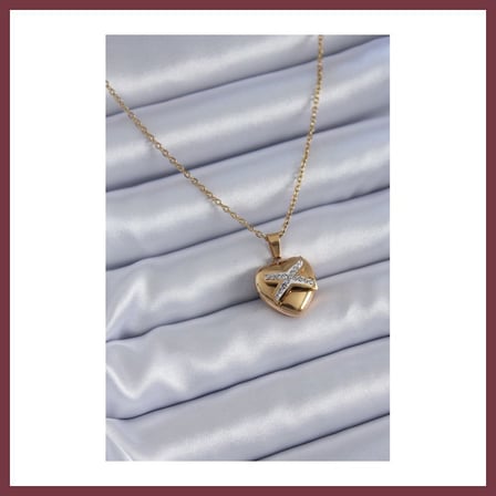 SHNSTORE 316L Çelik Gold Renk Zirkon Detay Kalp Model Kadın Kolye SHN0720