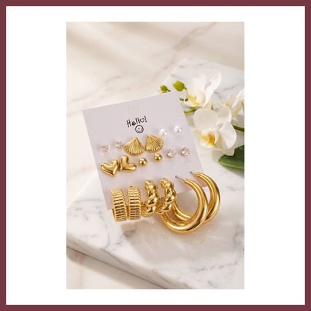 SHNSTORE Gold Renk Metalik Kaplamalı Deniz Kabuğu Detaylı CCB 9 Çift Küpe Seti SHN0720