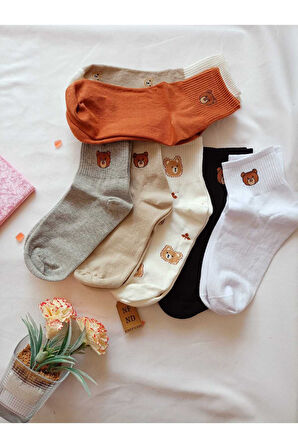 2 ÇİFT DİKİŞSİZ SOKET ÇORABI YUMUŞAK KADIN SİYAH(BAMBU SİMLİ KALPLİ) KREM(PAMUK) ÇORAP 36-40