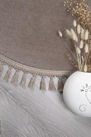 Modern Dekoratif Yuvarlak Puffy Peluş Ponpon Saçaklı Salon Oturma Odası Halısı Vizon