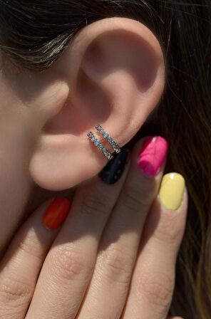 İki Sıralı Taşlı Sıkıştırmalı Kıkırdak Küpe Earcuff Gümüş Renkli
