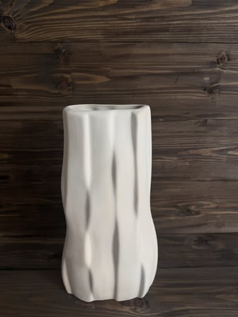 Ham Seramik Drape Vazo