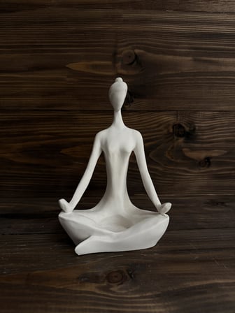 Ham Polyester Lotus Yoga Kadın Figürü