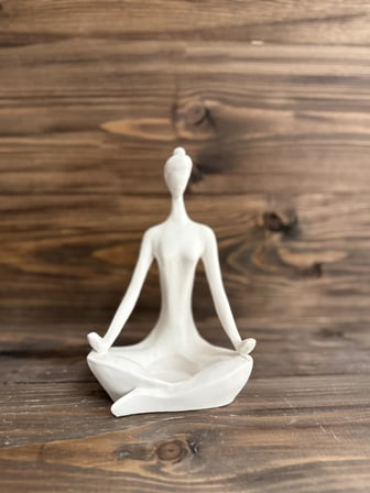 Ham Polyester Lotus Yoga Kadın Figürü