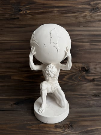 Ham Polyester Atlas Dünya Figürü